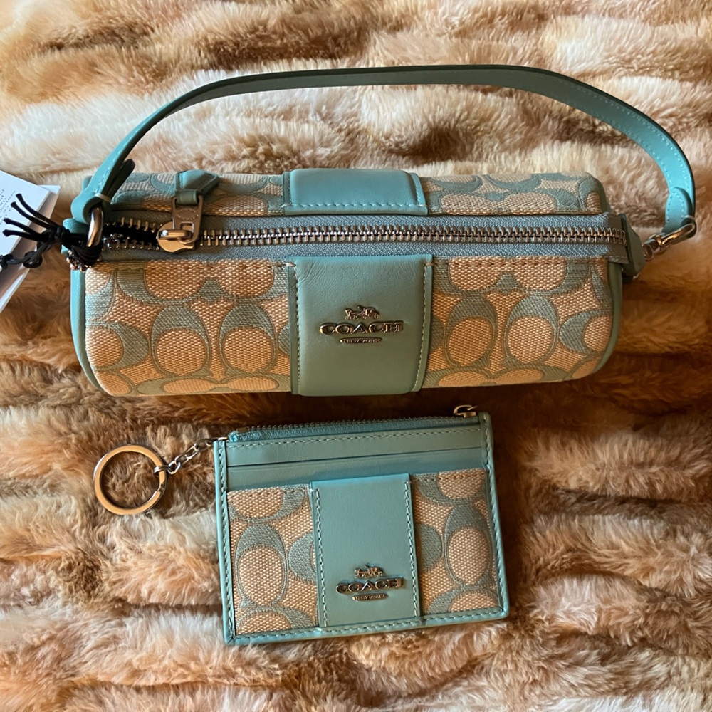 NWT Coach Barrel Bag with matching Mini ID holder/Coin purse
